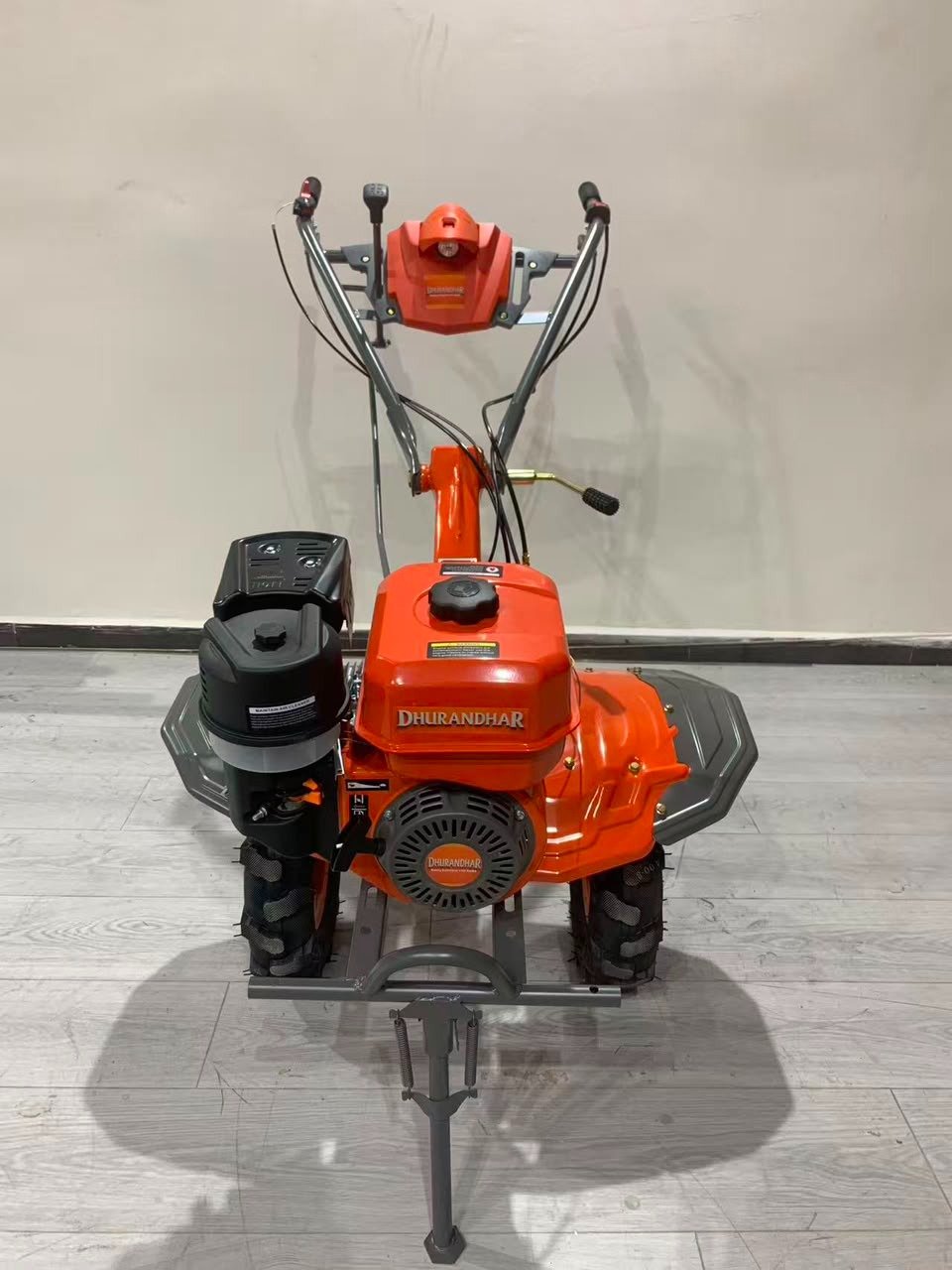 UM Power Weeder — Gallery Demo Unit